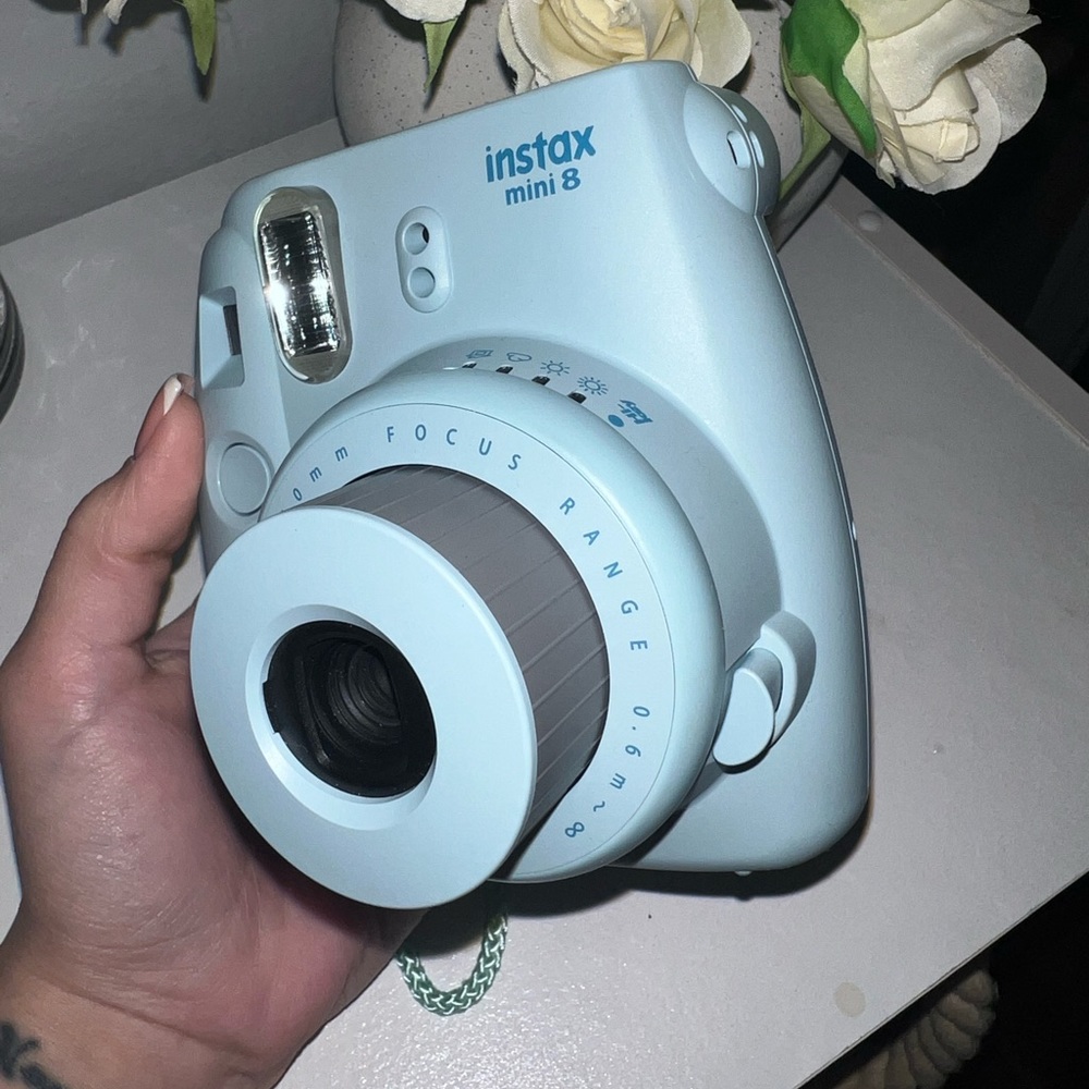 Fujifilm instax mini 8 Polaroid camera